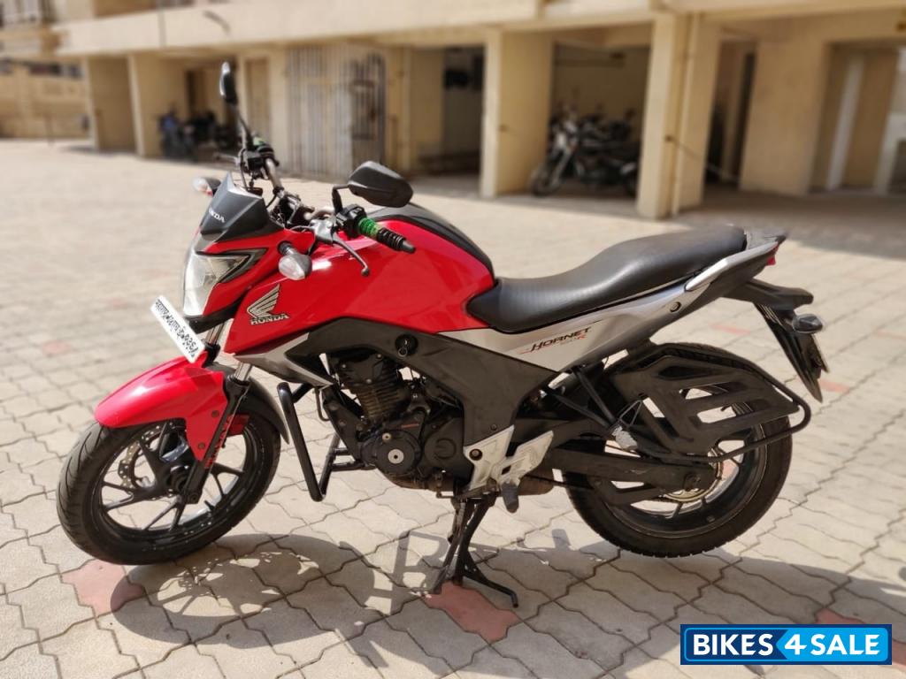 Honda CB Hornet 160R
