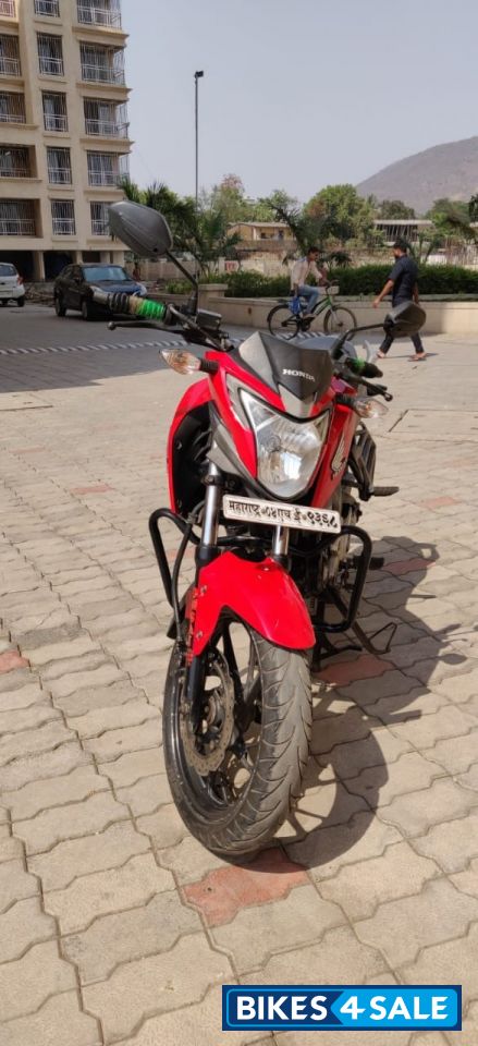 Honda CB Hornet 160R