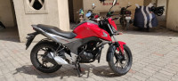 Honda CB Hornet 160R