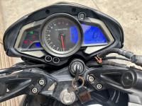 White Bajaj Pulsar 200 NS