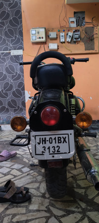 Black Royal Enfield Bullet 350