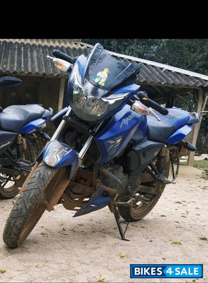 Blue TVS Apache RTR 180 Blue TVS Apache RTR 180