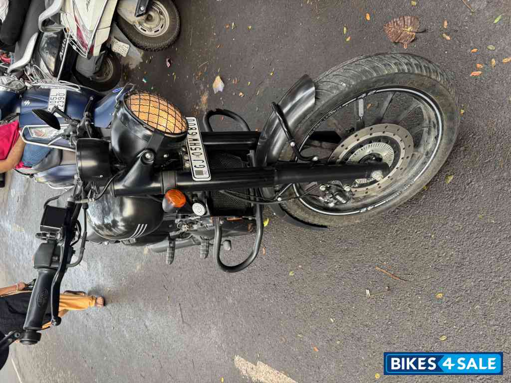 Black With Grey Jawa 42 Dual Channel ABS Cosmic Carbon