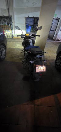 Black TVS Apache RTR 160 4V BS6