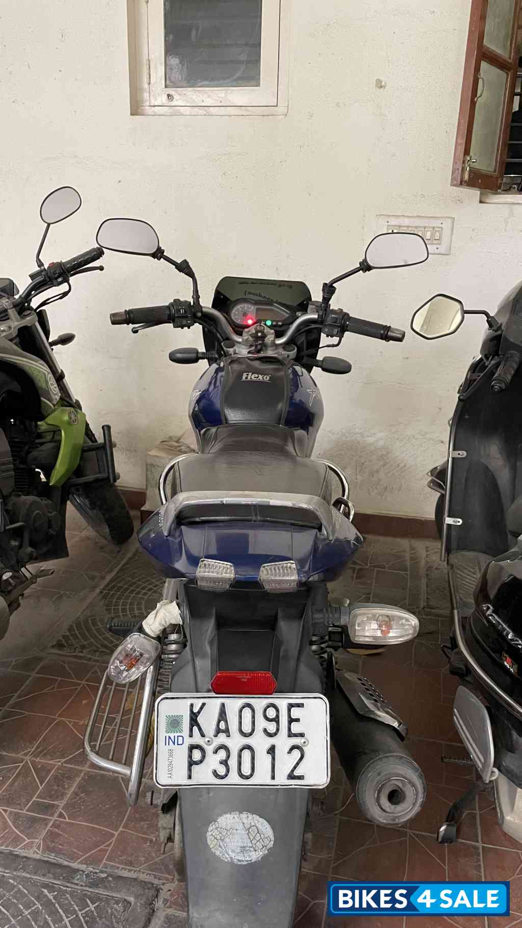 Blue Bajaj Pulsar 150 DTSi