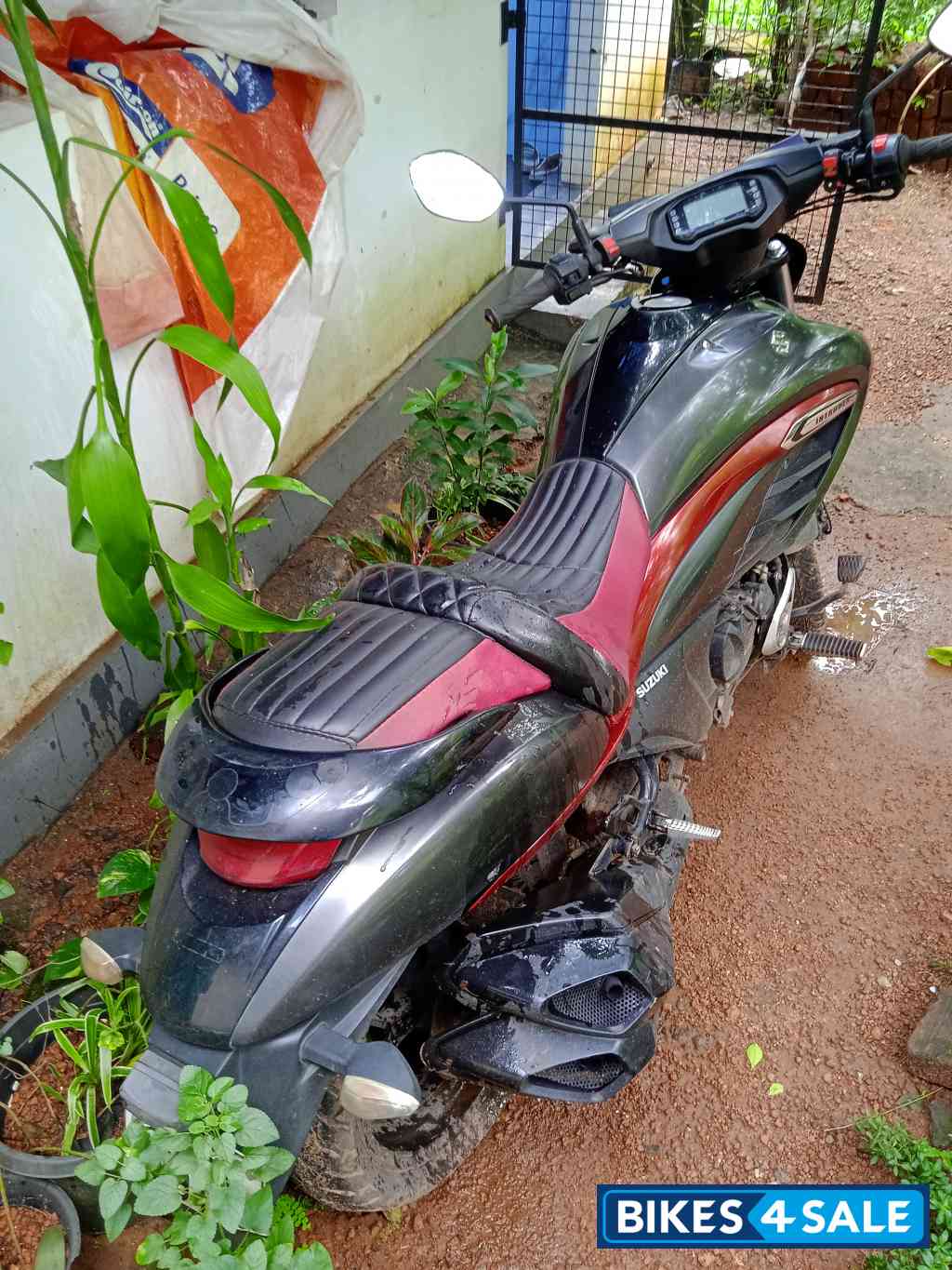 Suzuki Intruder 150 BS6