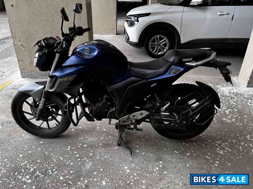 Yamaha FZS 25