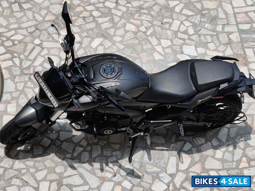 Bajaj Dominar 400 ABS BS6