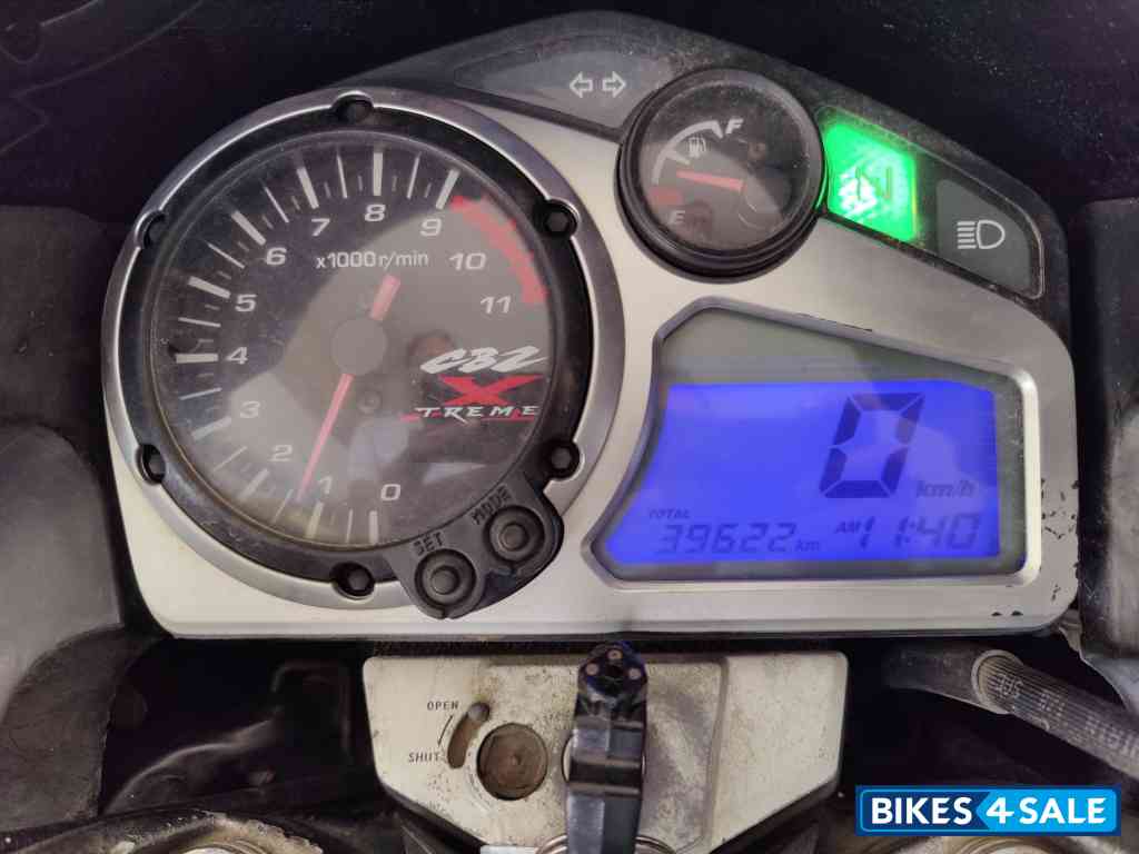 Black Hero CBZ Xtreme