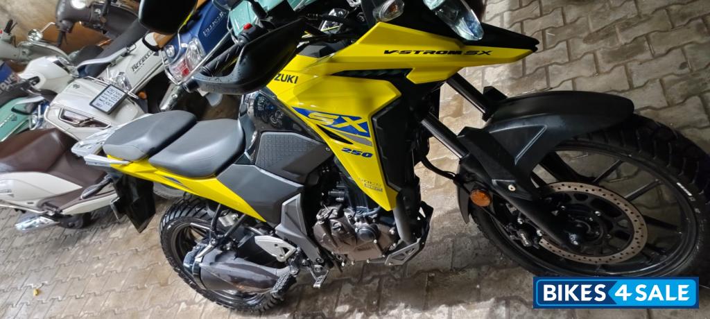 Suzuki V-Strom 250