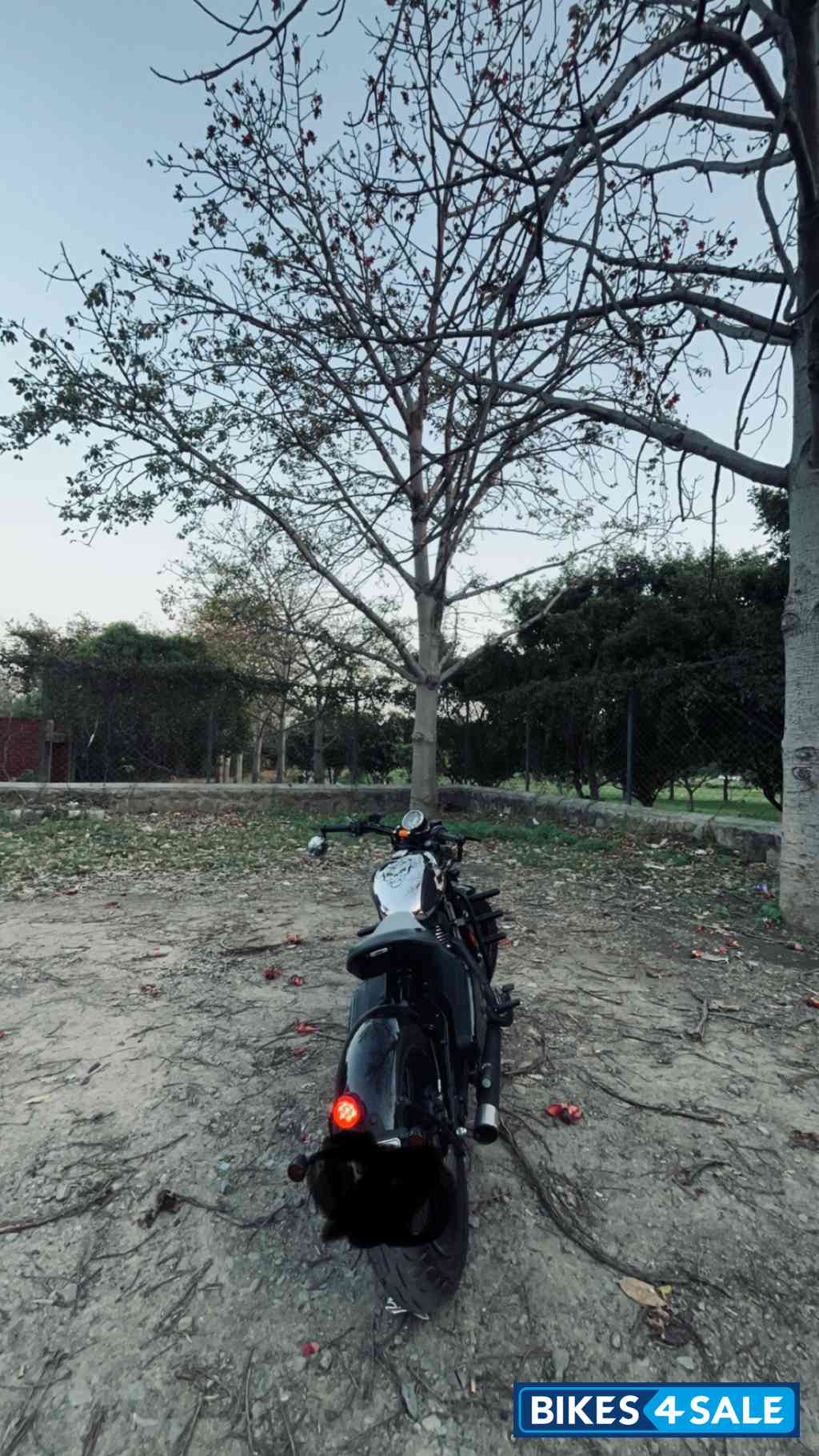 Chrome Mirror With Black Jawa 42 Bobber Black Mirror