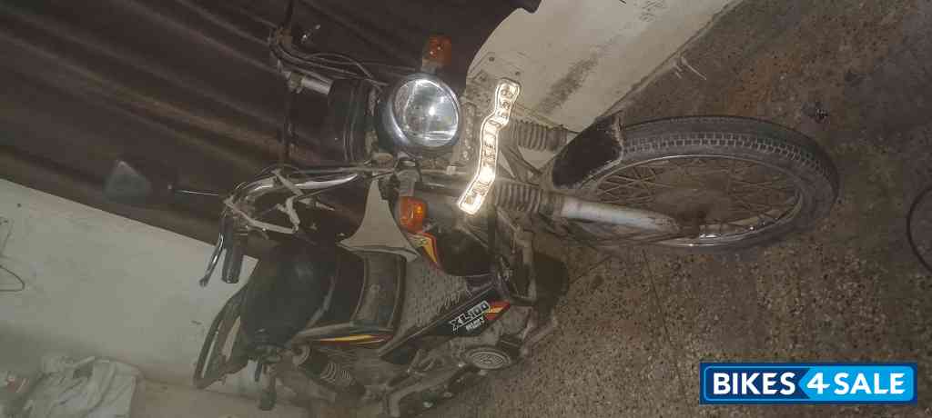 TVS XL 100 Heavy Duty i-TOUCHstart