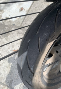 Black Mahindra Mojo 300 ABS BS6