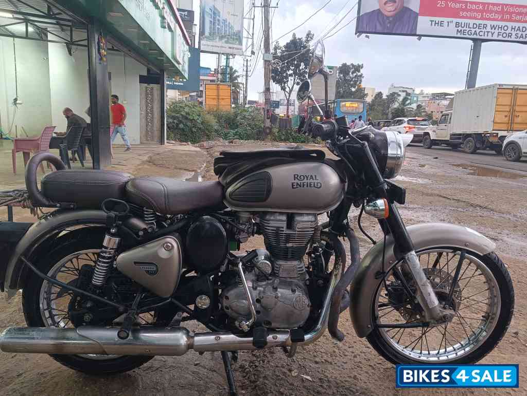 Gun Metal Grey Royal Enfield Classic 350