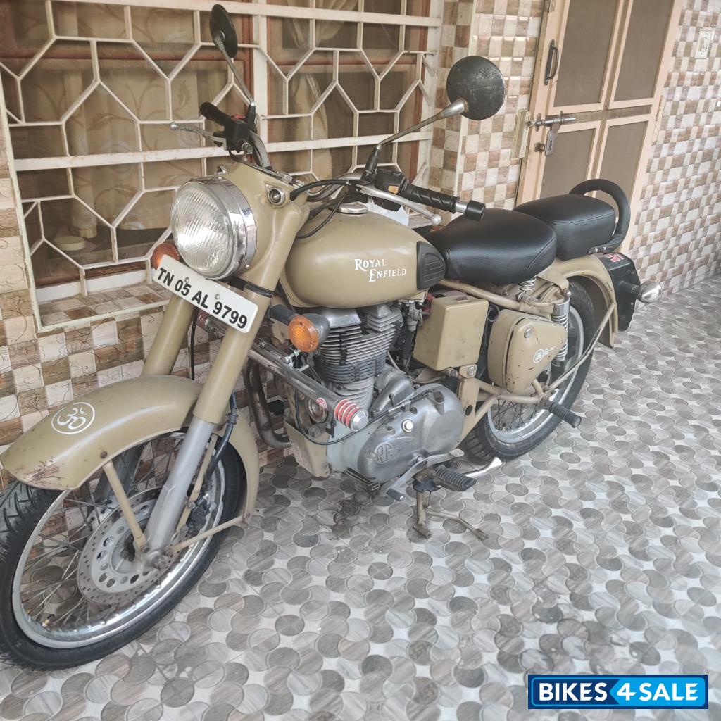 Royal Enfield Classic Desert Storm Royal Enfield Classic Desert Storm