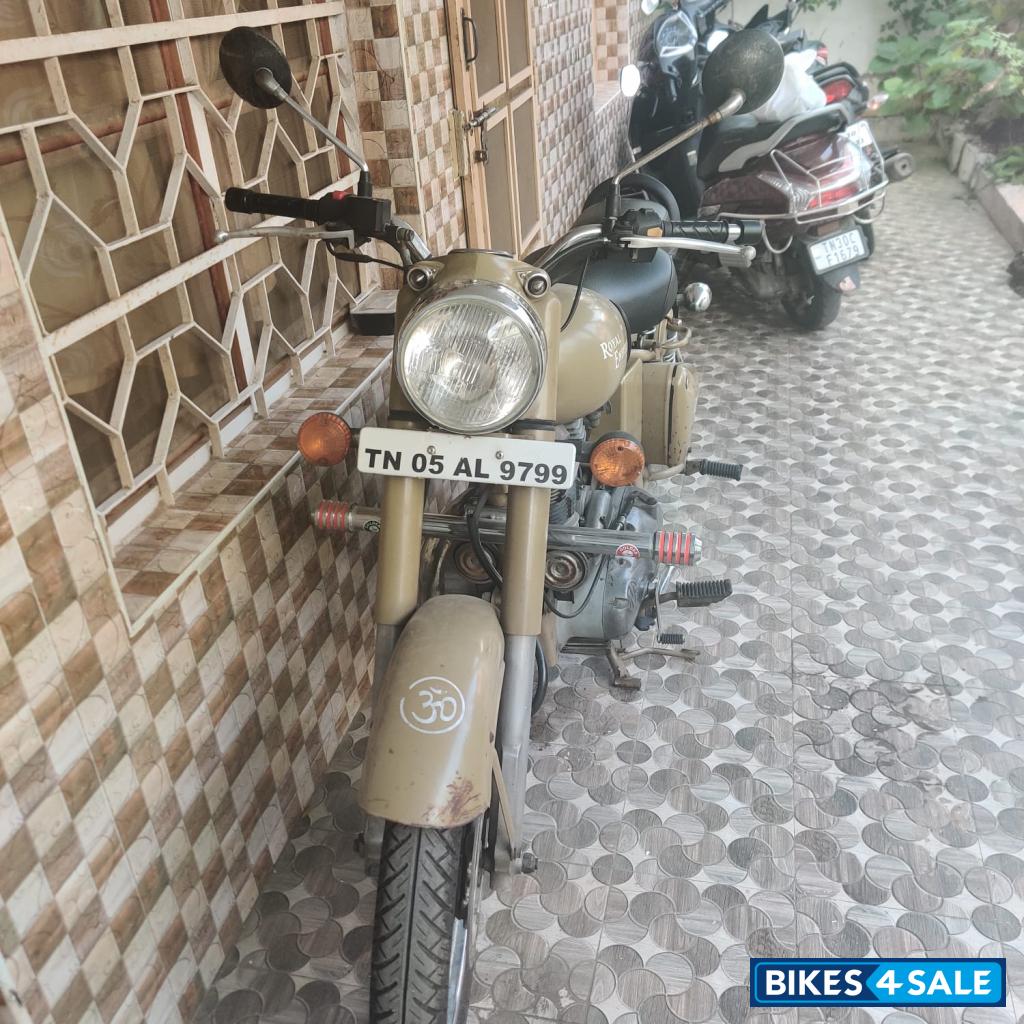 Royal Enfield Classic Desert Storm Royal Enfield Classic Desert Storm