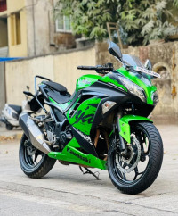 Kawasaki Ninja 300R