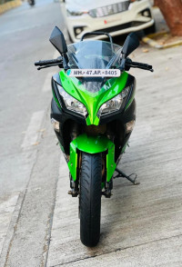 Kawasaki Ninja 300R