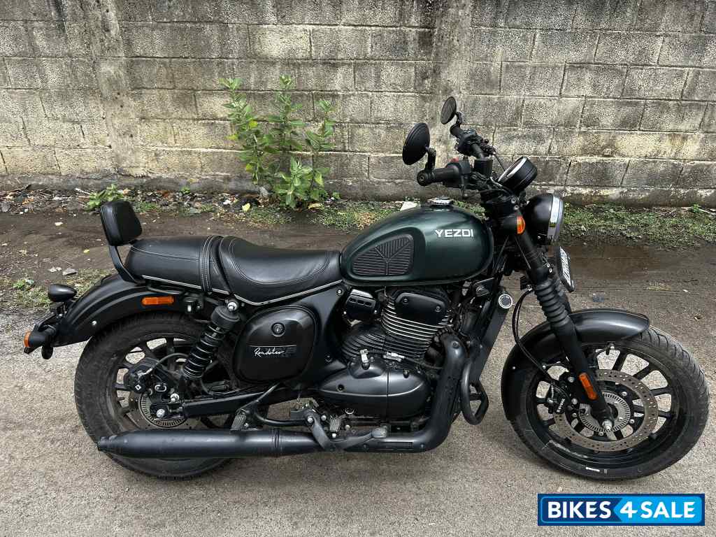 Yezdi Roadster Yezdi Roadster