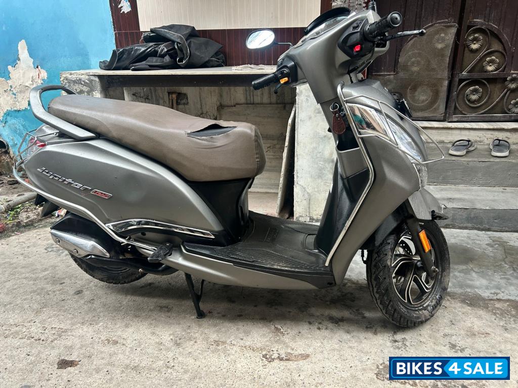Matte Grey TVS Jupiter 125
