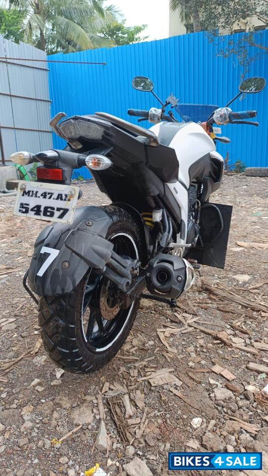 Yamaha FZ25