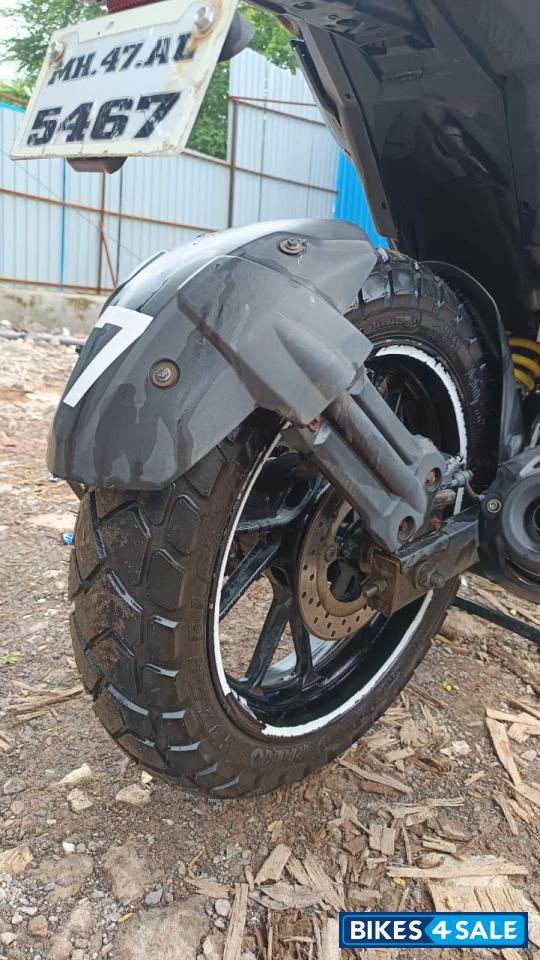Yamaha FZ25
