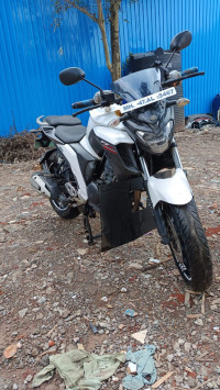 Yamaha FZ25