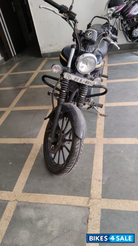 Bajaj Avenger Street 150