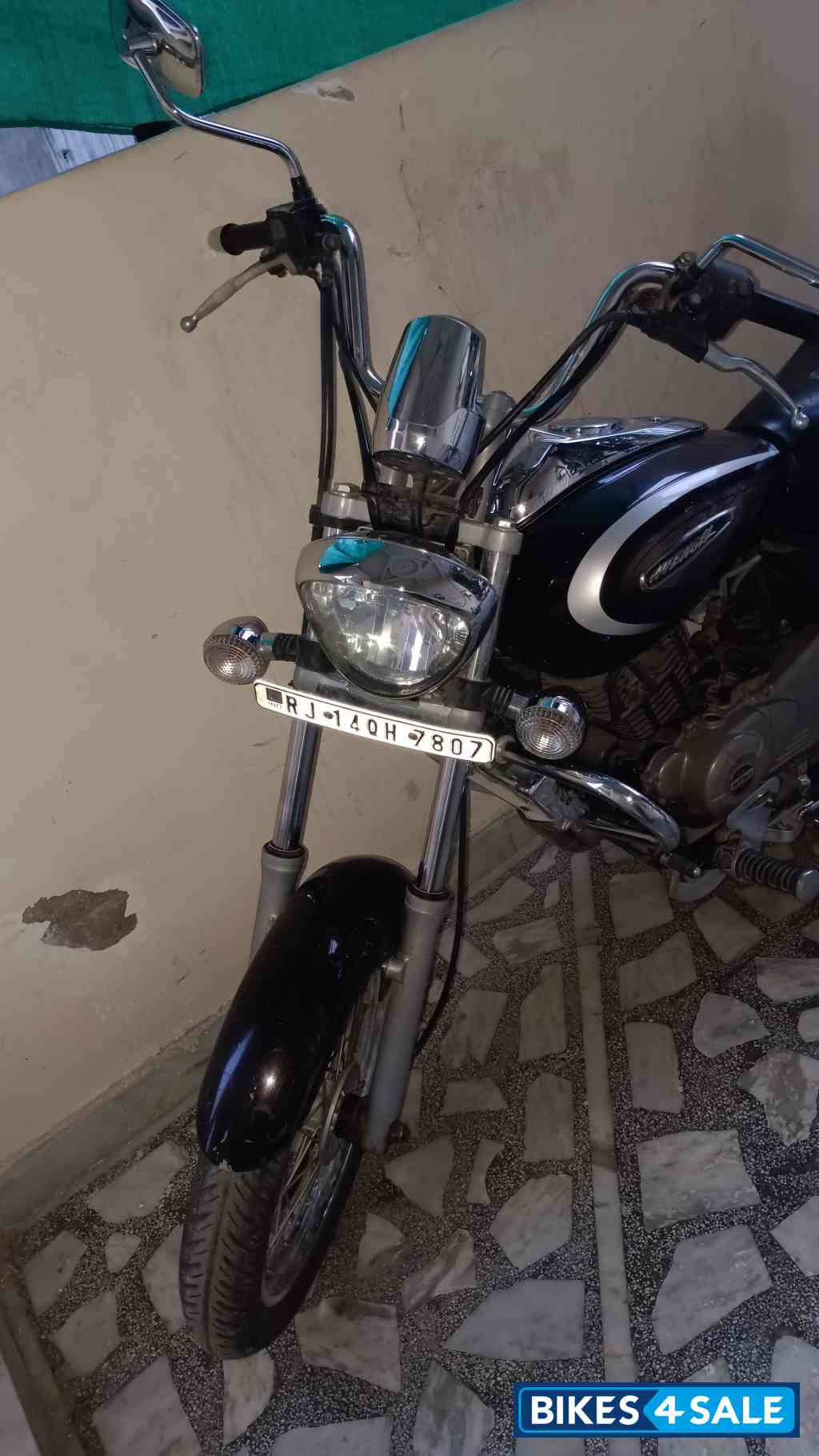 Bajaj Avenger Cruise 220