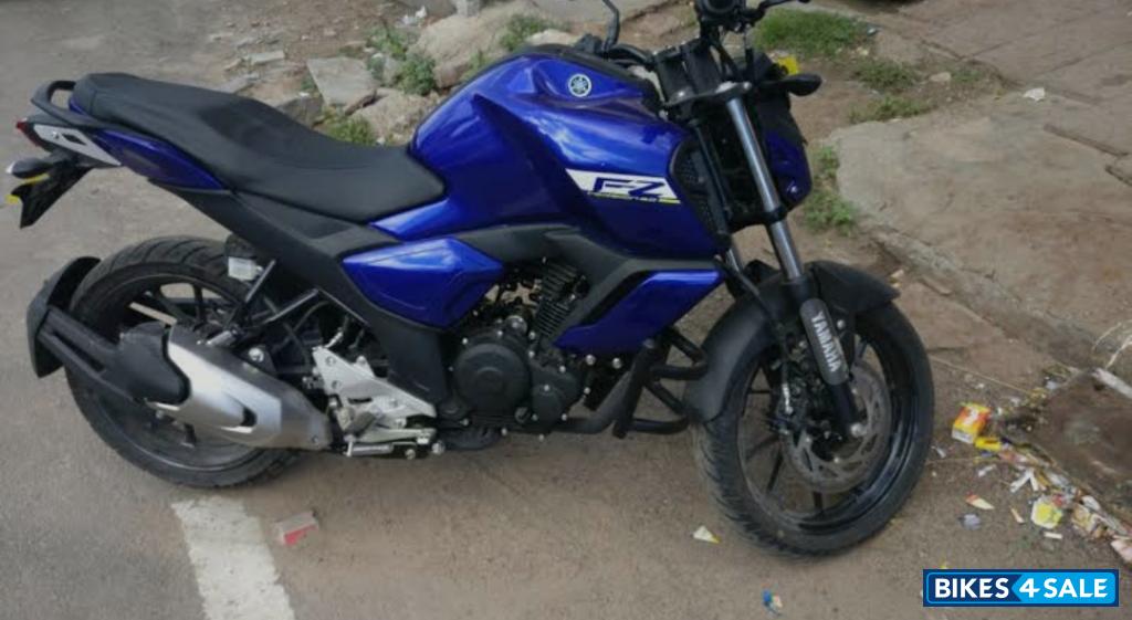 Racing Blue Yamaha FZ FI V3 BS6