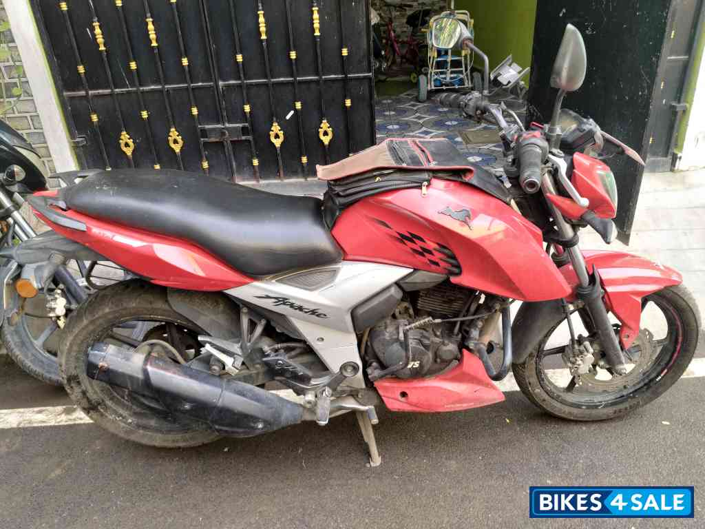 TVS Apache RTR 160 4V TVS Apache RTR 160 4V