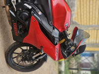 Red Yamaha R15 V4