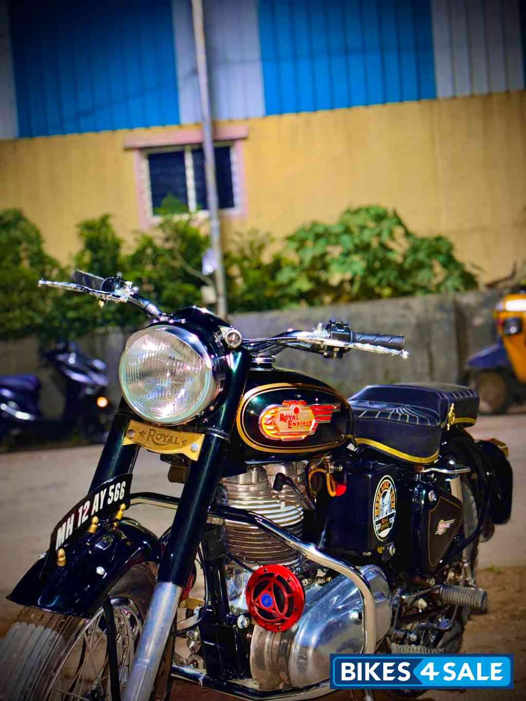 Royal Enfield Bullet 350