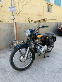 Royal Enfield Bullet 350
