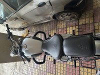 Silver Royal Enfield Classic 350 BS VI