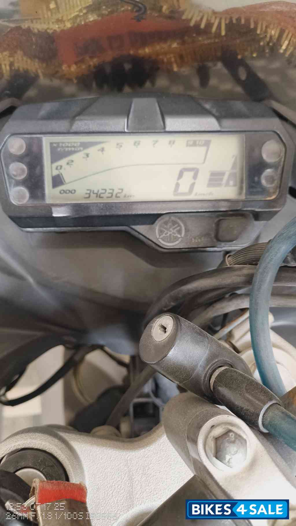 Blue Yamaha Fazer FI V2