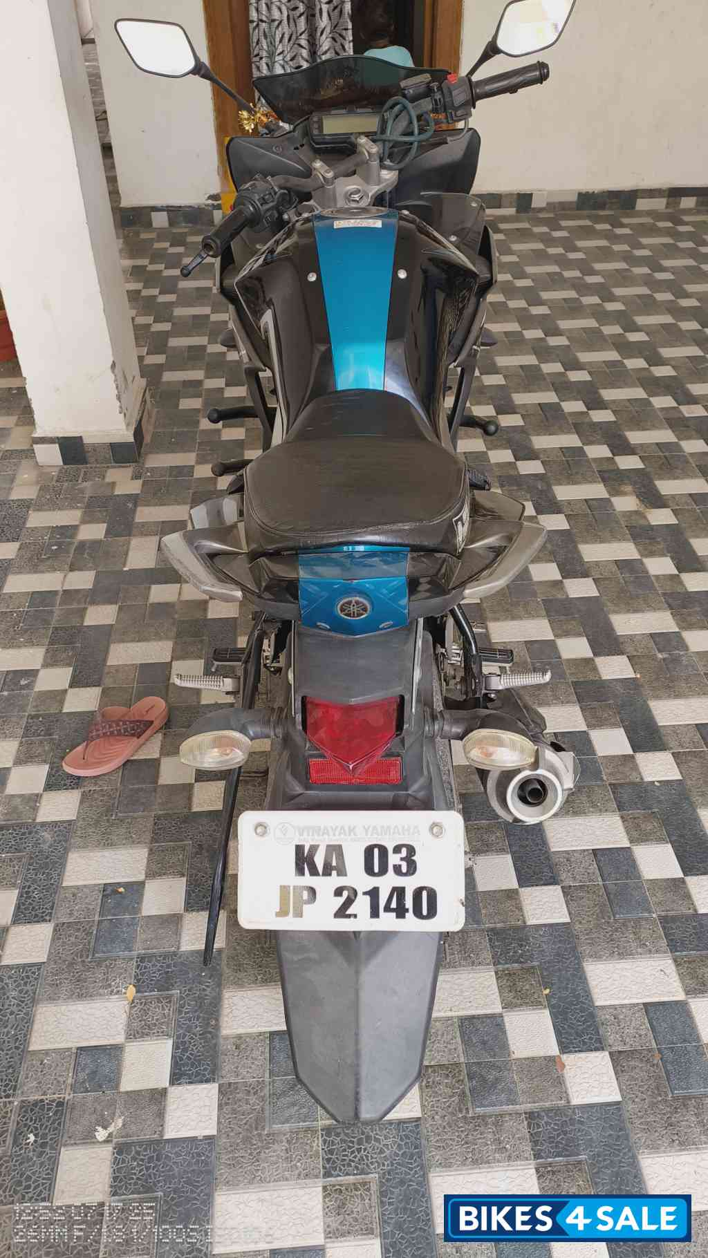 Blue Yamaha Fazer FI V2 Blue Yamaha Fazer FI V2