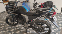 Blue Yamaha Fazer FI V2