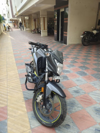 Green/ Black Honda CB Hornet 160R ABS