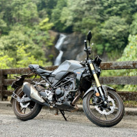 Honda CB300R