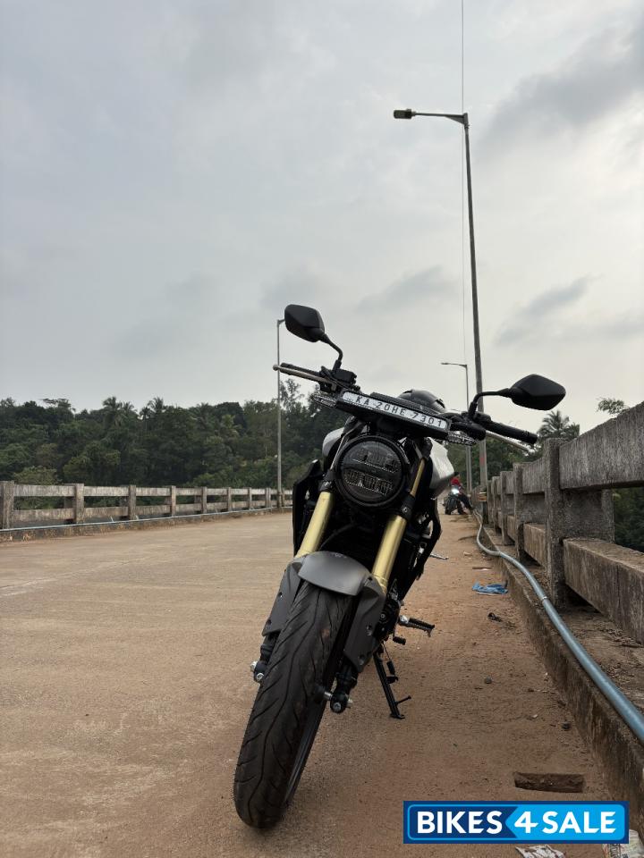 Honda CB300R