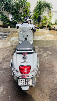 Vespa SXL 125