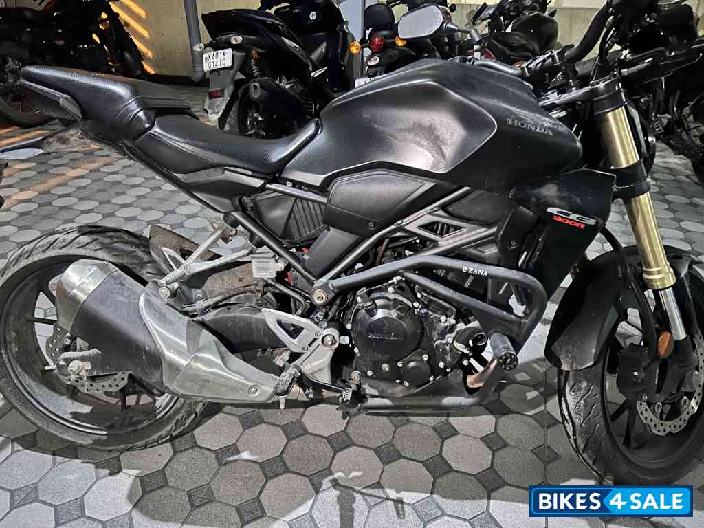 Honda CB300R