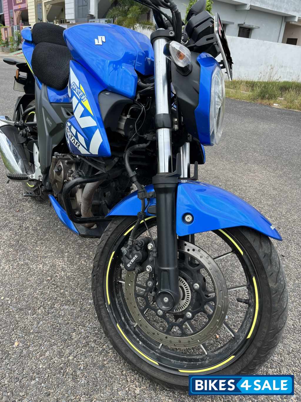 Special Blue Colour Suzuki Gixxer 250 BS6 Special Blue Colour Suzuki Gixxer 250 BS6
