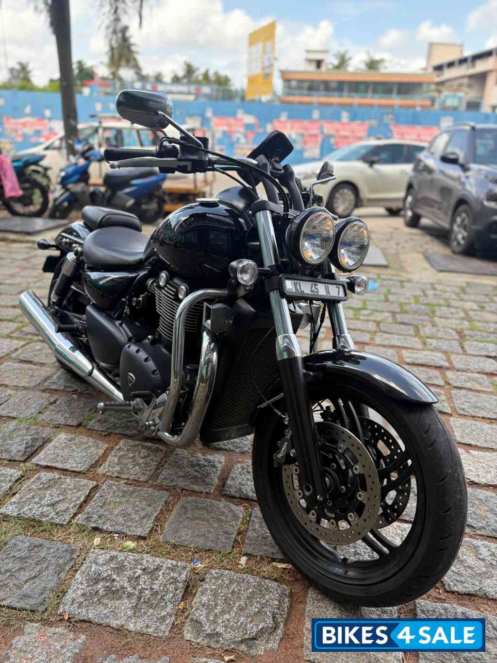 Black Triumph Thunderbird Storm Black Triumph Thunderbird Storm