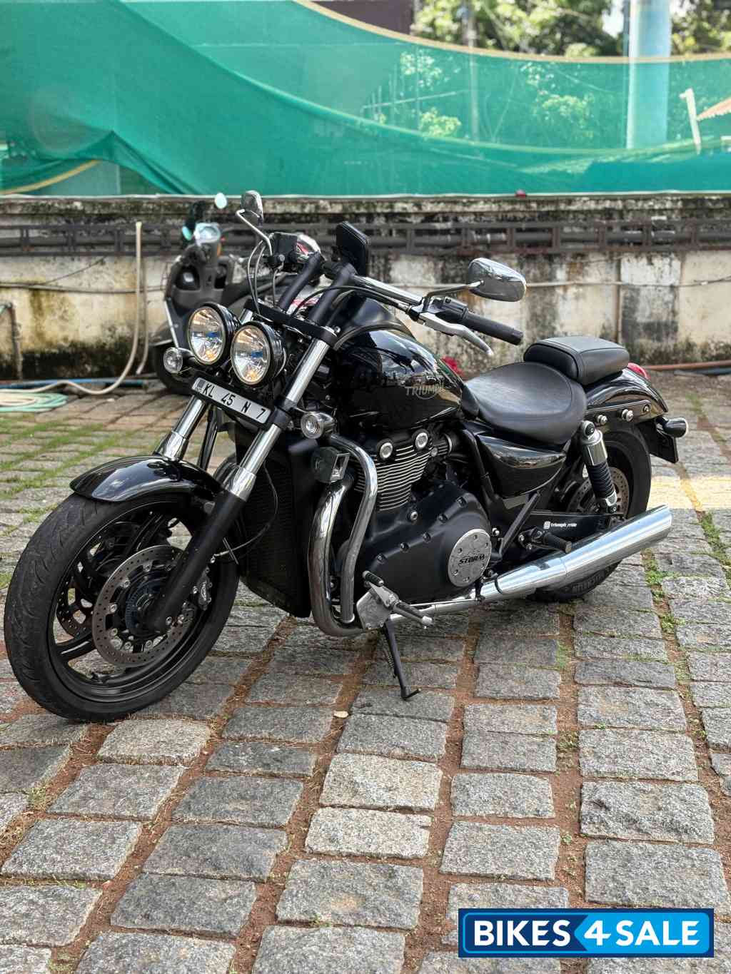 Black Triumph Thunderbird Storm Black Triumph Thunderbird Storm