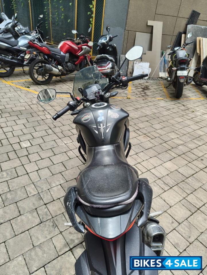 Black Suzuki Gixxer 250 BS6