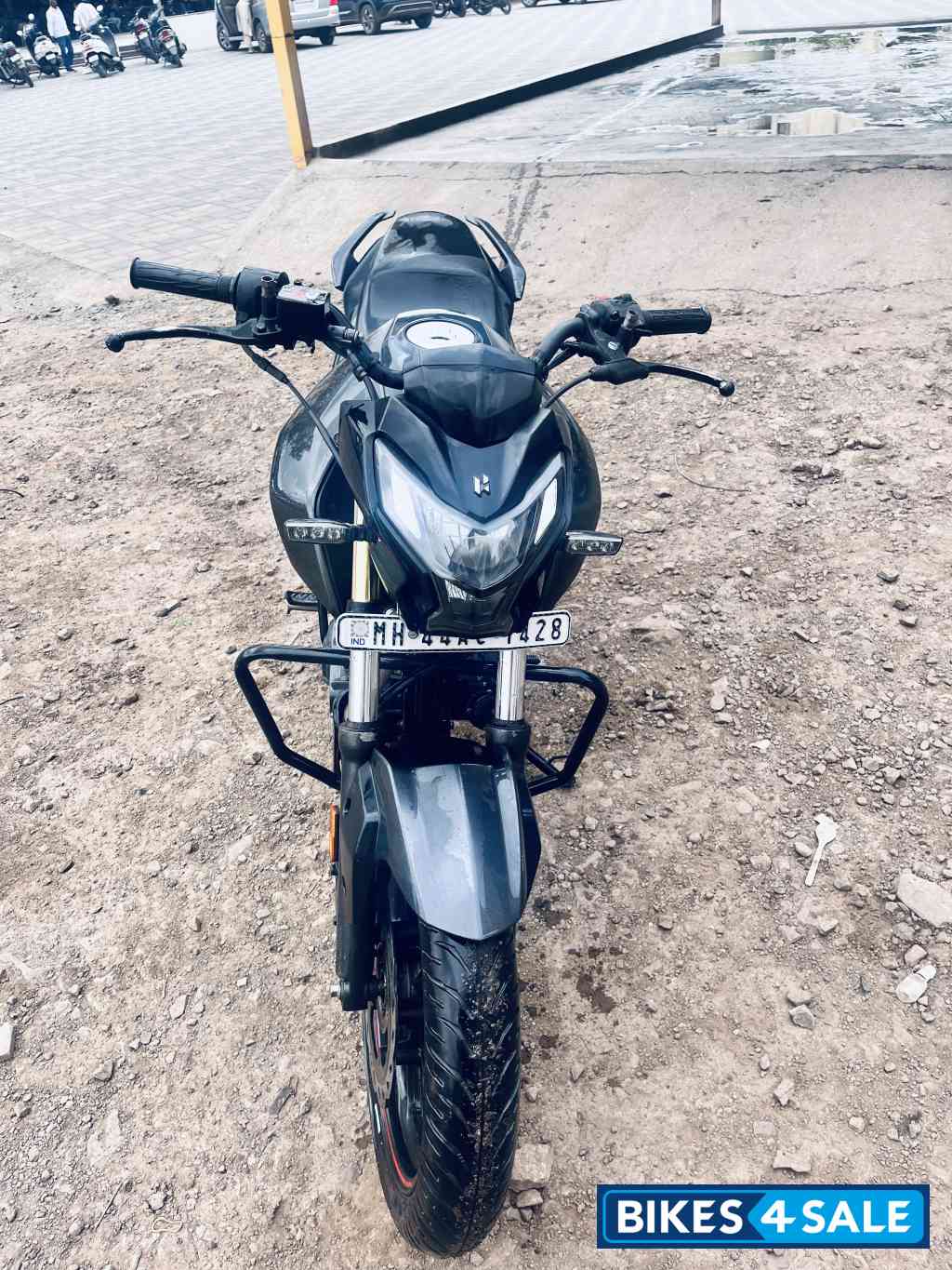 Stealth Black Hero Xtreme 160R