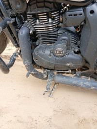 Jawa 42 Bobber Black Mirror