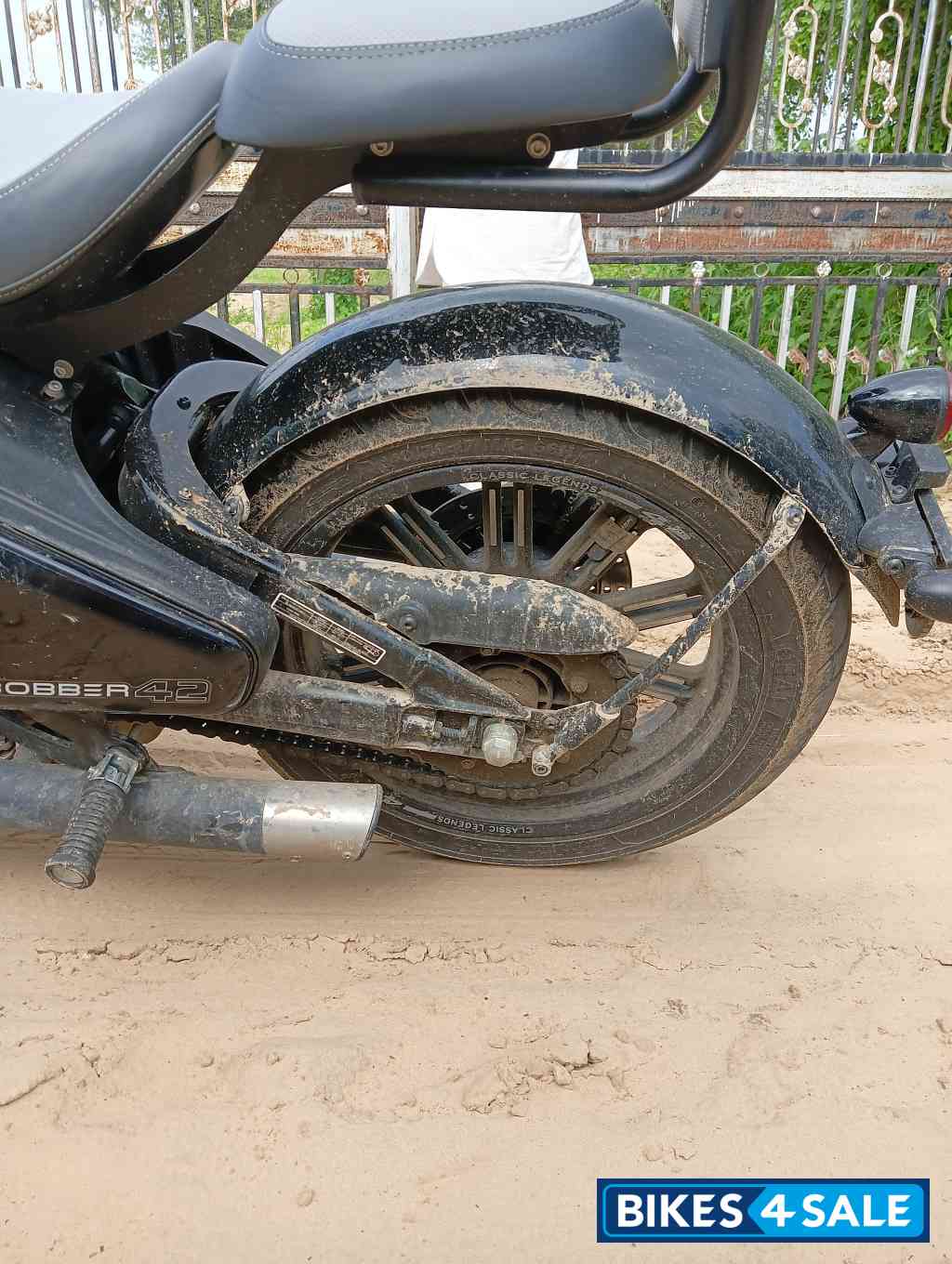 Jawa 42 Bobber Black Mirror Jawa 42 Bobber Black Mirror